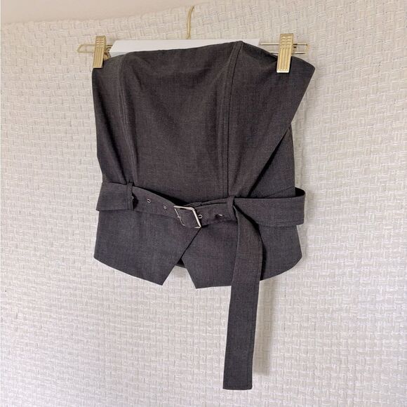 Belted Corset Top✨ - Picture 1 of 5